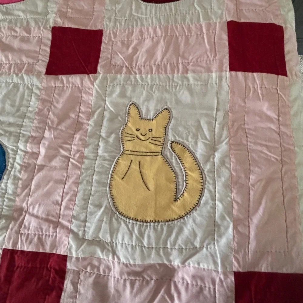 VTG Handmade Cat Lady Quilt Cozy Queen/King Pink Burgundy Novelty Kitsch Cottage